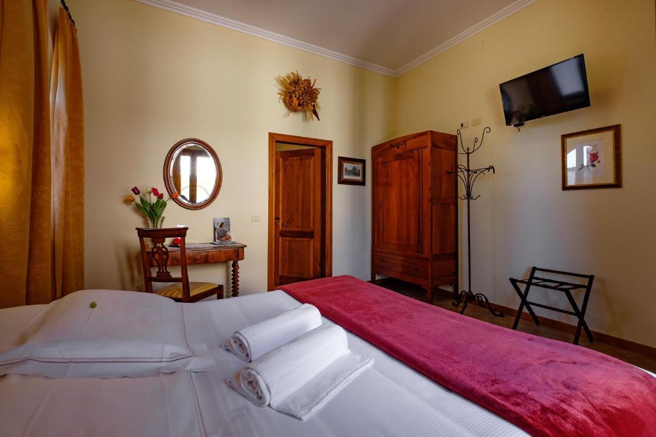 B&B Villa Giulia Saturnia Bagian luar foto