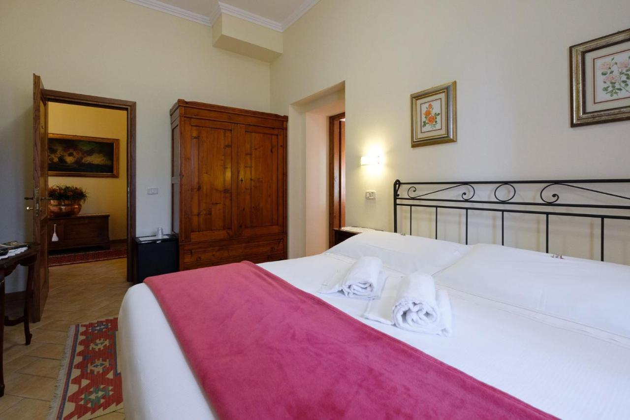 B&B Villa Giulia Saturnia Bagian luar foto